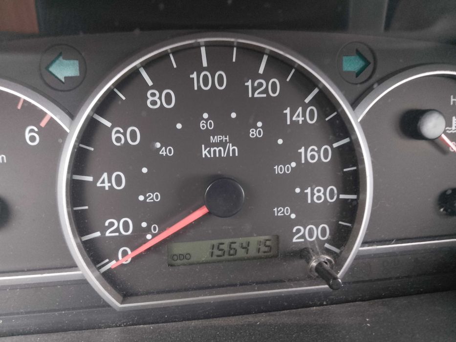 Vând kia carena stare foarte buna!