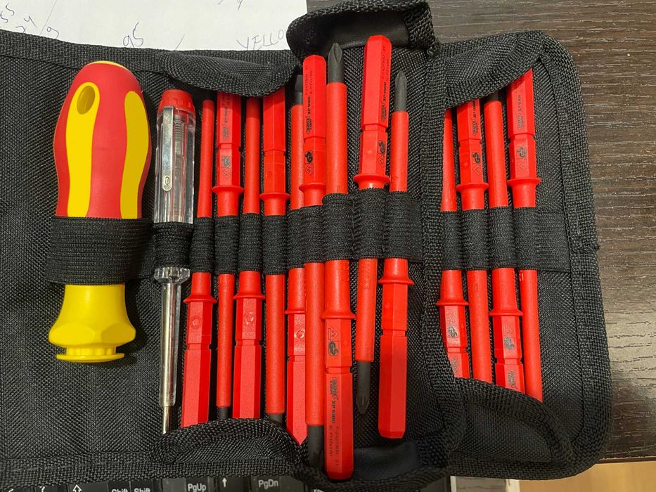 Отвертка за Електротехници DRAPER Expert XP1000 VDE 1000V + ПОДАРЪК