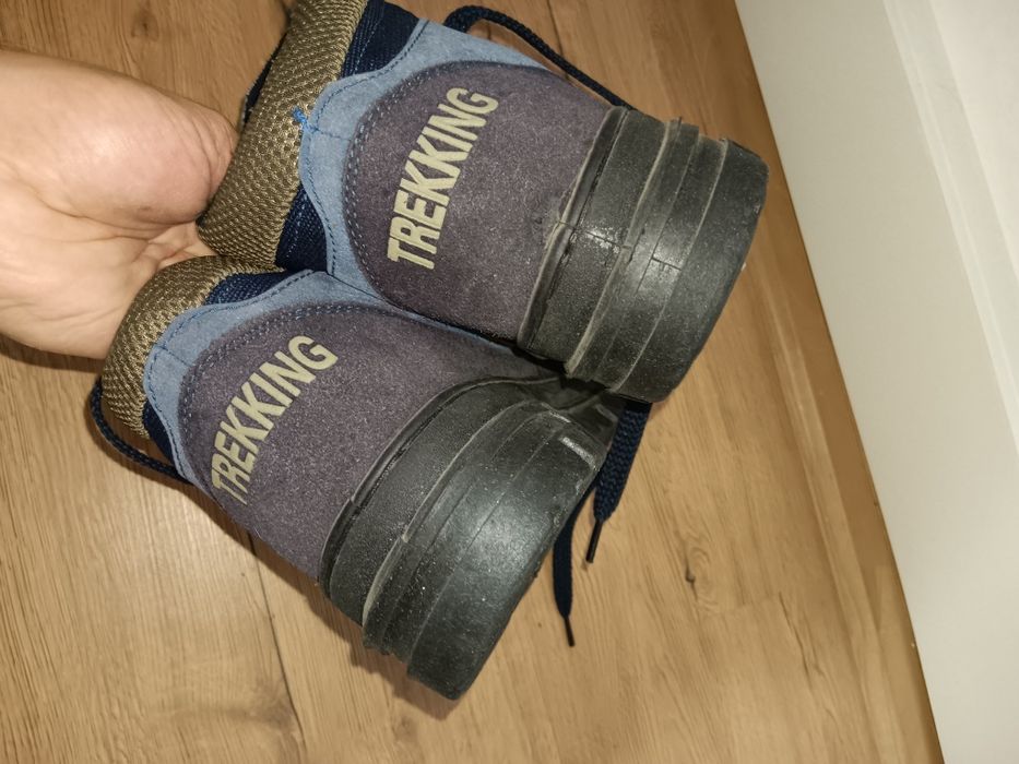Ghete Trekking de barbat, marime 39.