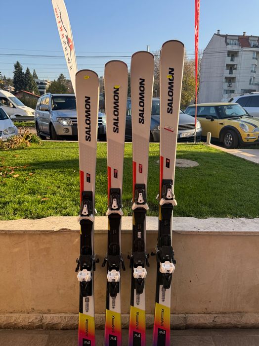 BIg choice of top ski Volkl Racetiger