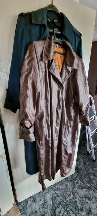 Червено палто и 2 манта