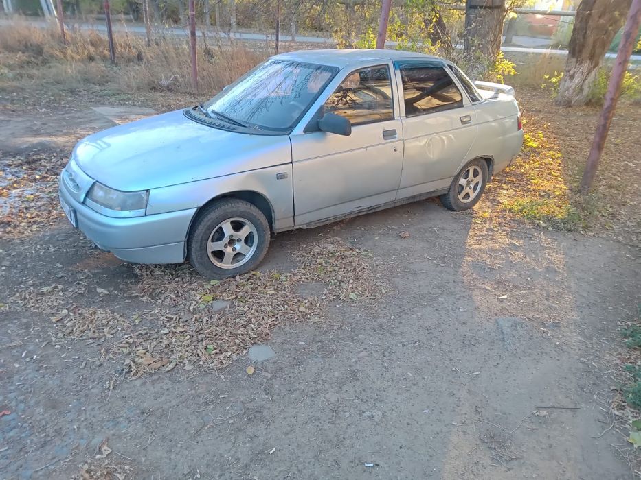 Лада 10 год 2000