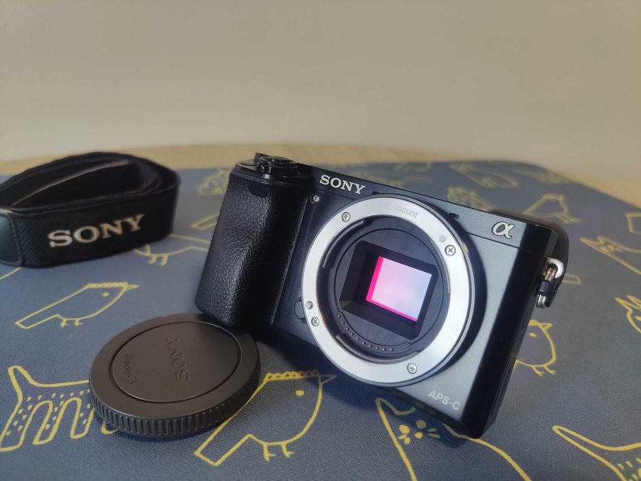 Kit foto complet Sony A6000 + 4 obiective+geantă Manfrotto