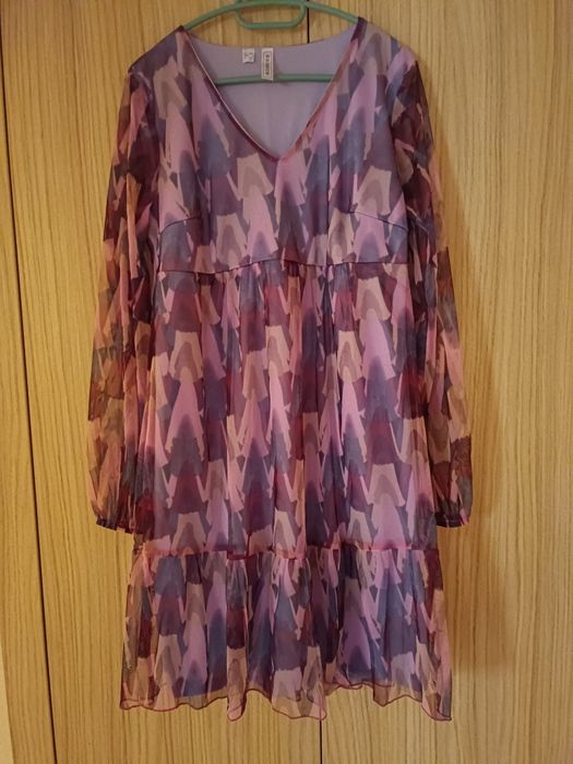 Нова дамска рокля, 36-38 размер