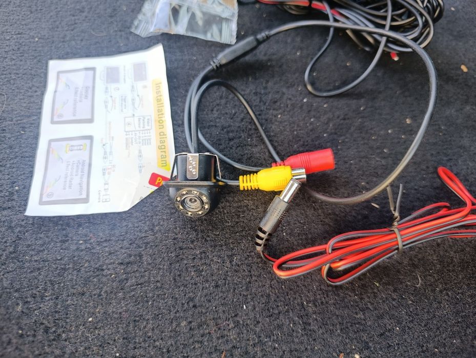 Камера за задно виждане, чисто нова