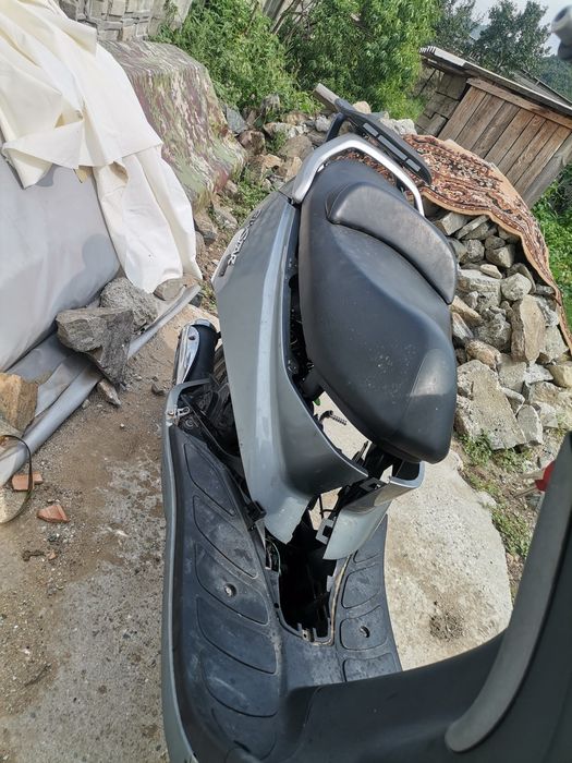Vând scuter piaggio gy6 de 50cc 4t