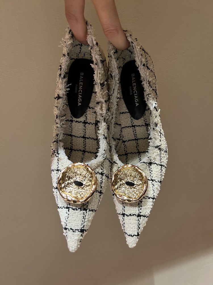 Pantofi Balenciaga