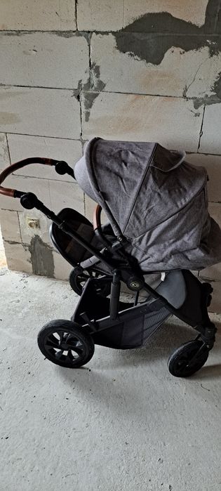 Cărucior de vanzare 2in1