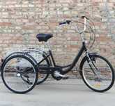 Vand bicicleta cu trei roti