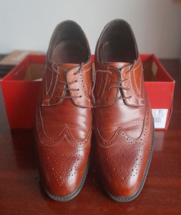 Pantofi eleganti