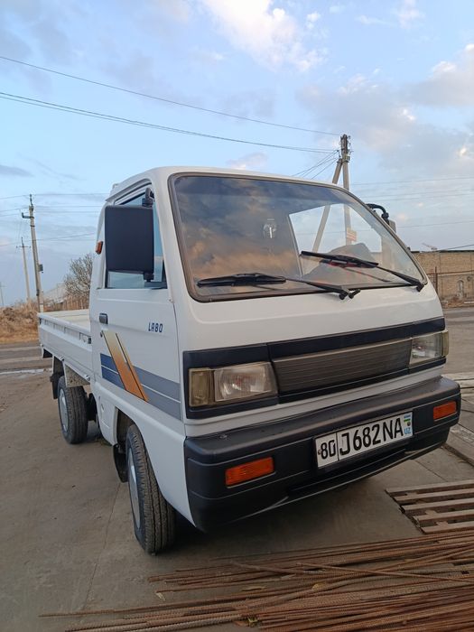 Дамас лабо сотилади