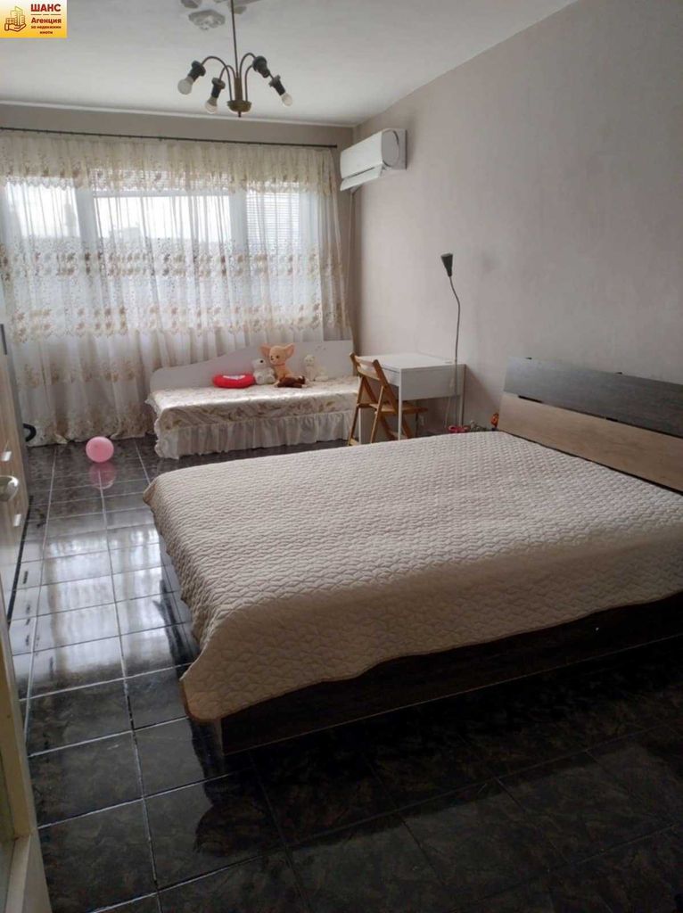 Продава се Тристаен апартамент в Плевен, Дружба 3 - 86 кв.м за 977 €/кв.м - Снимка #3