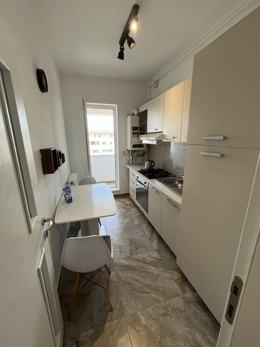 Inchiriez garsoniera Militari Residence-direct proprietar/loc parcare