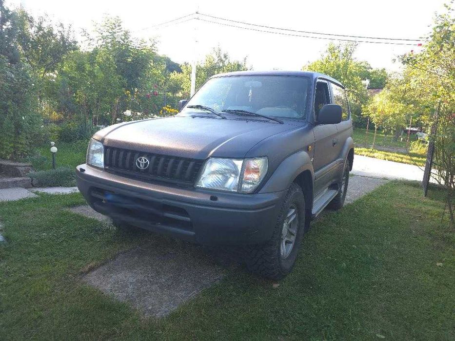 Toyota Land Cruiser 3.4 V6 – Vopsită  Raptor,Autoutilitara 2 locuri