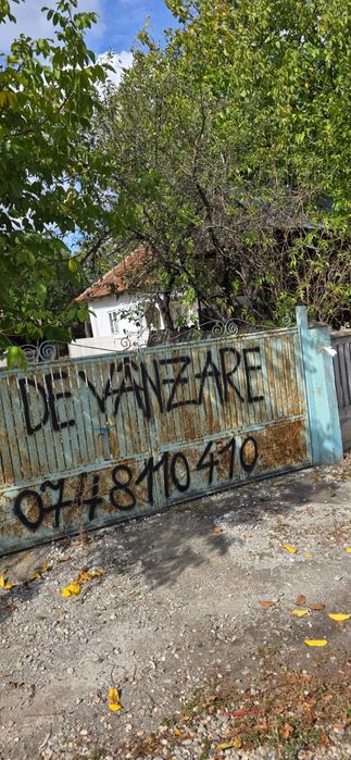 Casa de vanzare.
