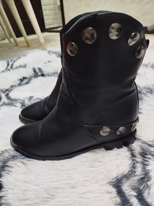 Женские ботинки,полусапожки разные