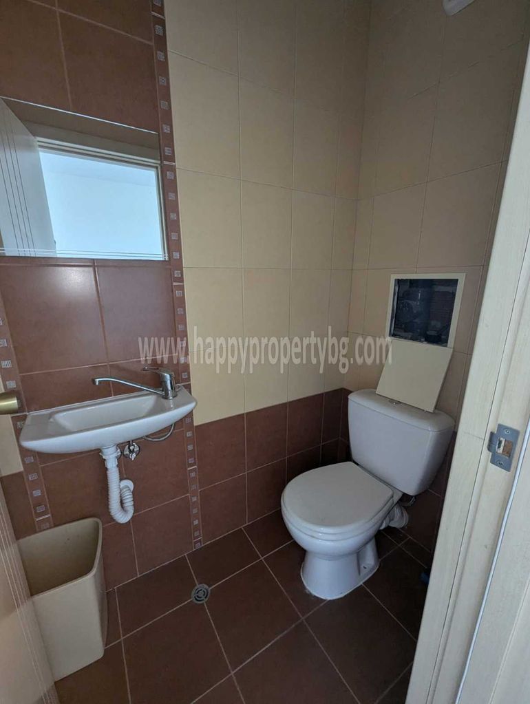 Продава се Двустаен апартамент в к.к. Слънчев бряг - 69 кв.м за 986 €/кв.м - Снимка #9