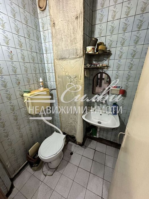 Двустаен апартамент - кв.Тракия