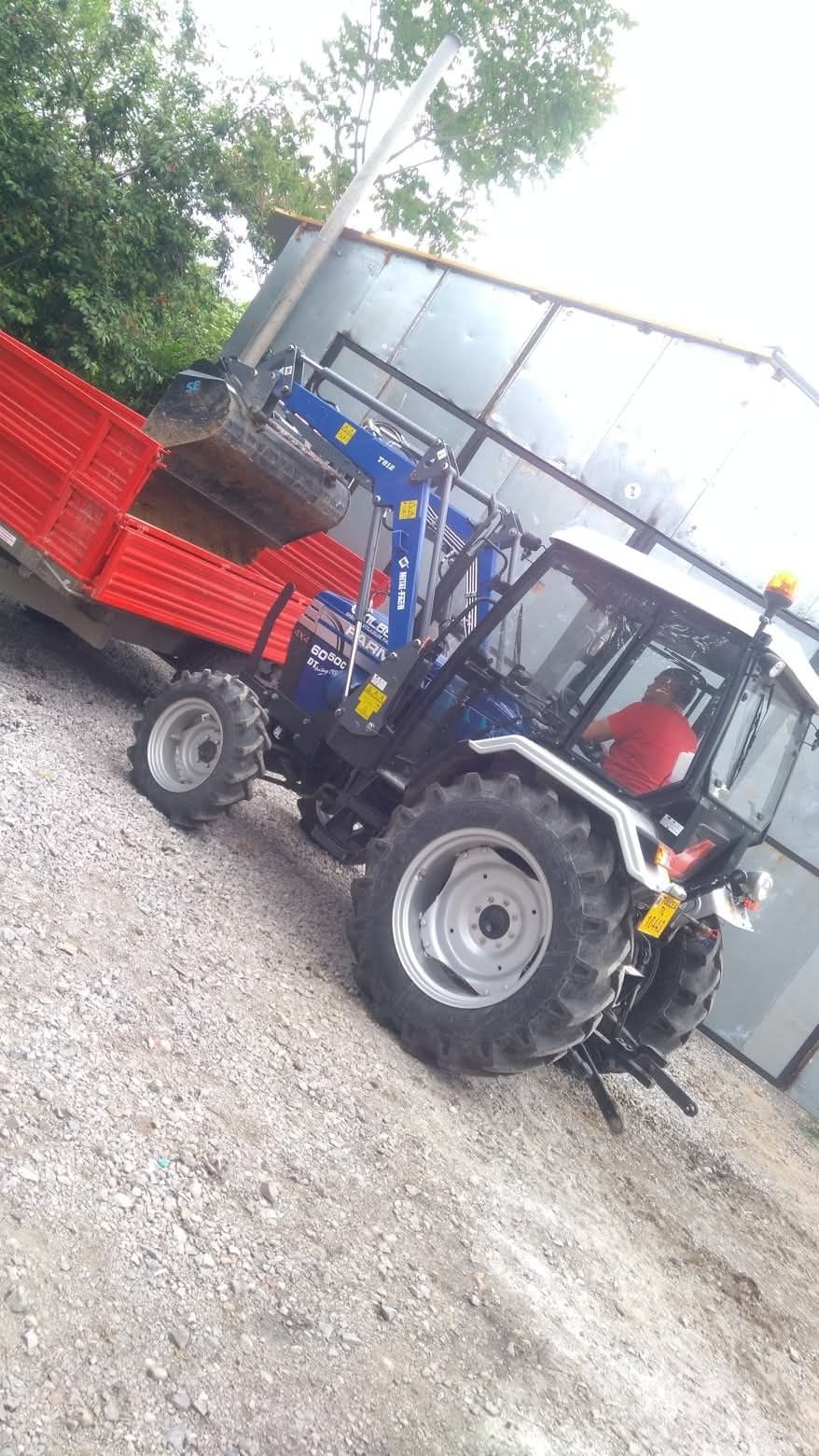 Vând tractor Farmtrac 4x4 46 cp.