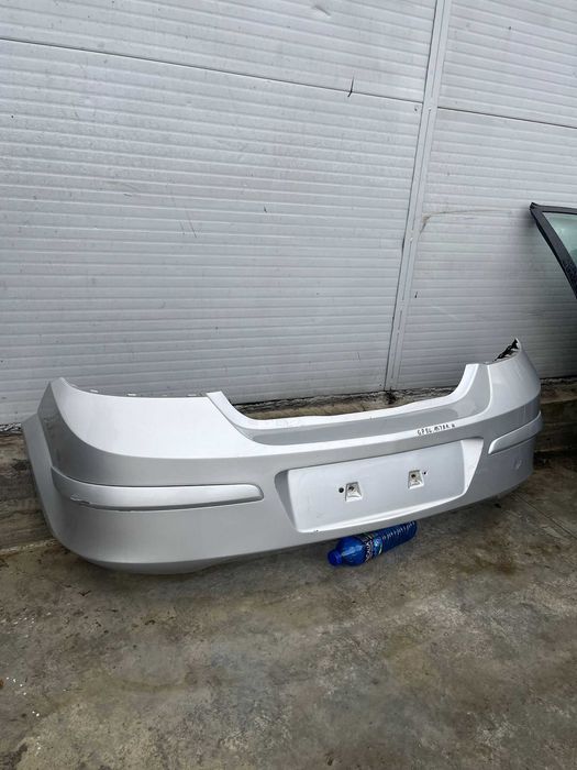 Bara spate Opel Astra H Sedan 2004-2010