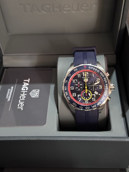 Часовниk Tag Heuer Formula 1 Chronograph CAZ101АL.FT0842