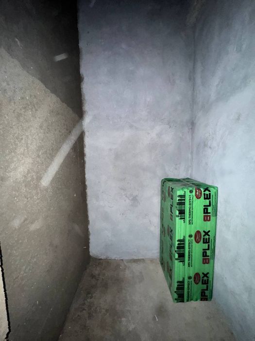 Срочно продаётся 3-комнатная квартира коробка