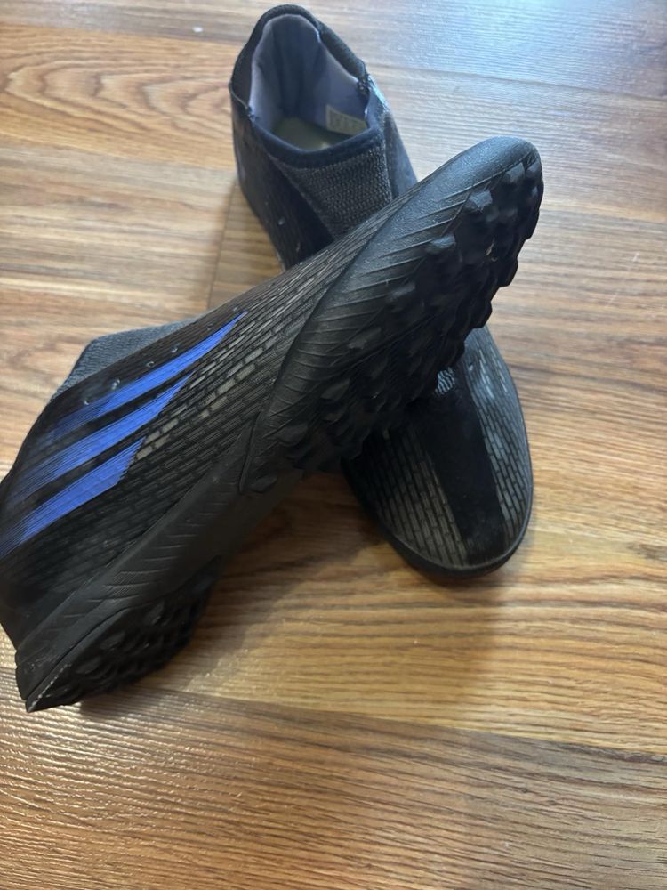 Футболни бутонки ADIDAS