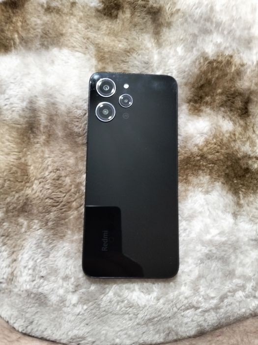 Продам смартфон Редми 12