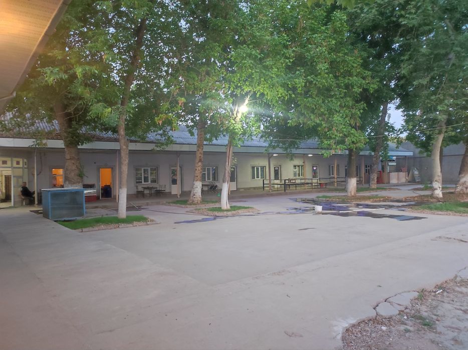 Нотурар жой сотилади катта йол ёкасида жойлашган