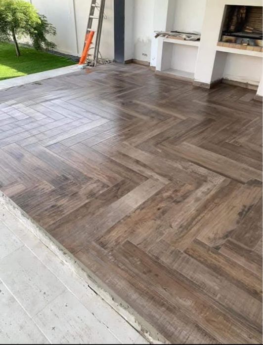 Execut lucrari de finisare  gresie faianta parchet