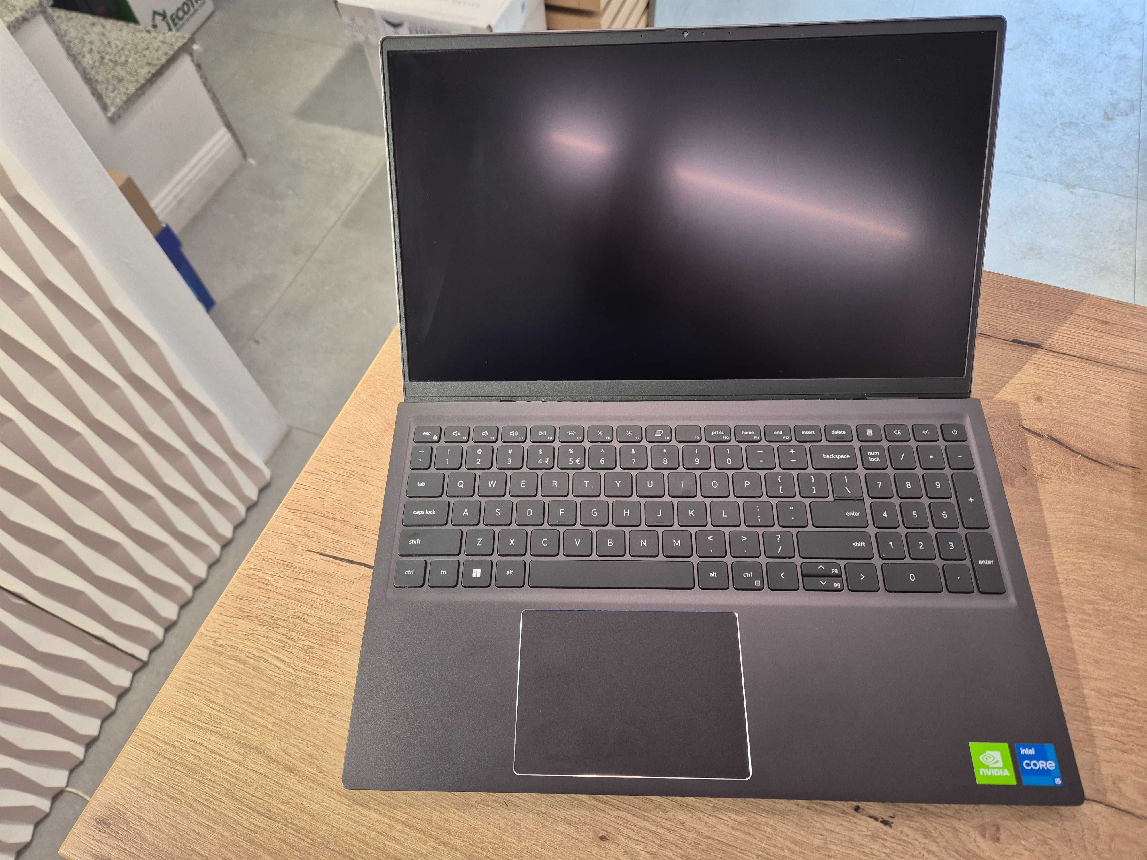 Dell Vostro 5510 i5-11320H, 500GB SSD, 8GB Ram, Factura & Garantie