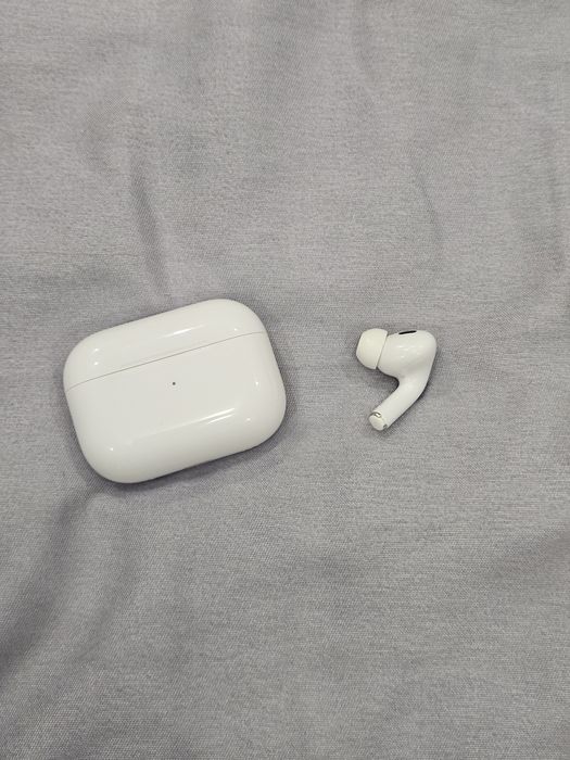 AirPods pro 2 Apple