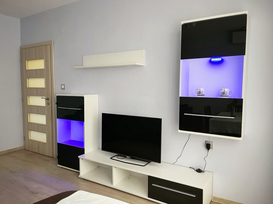 Дава се под наем Двустаен апартамент в Мездра - 56 кв.м за 255 € - Снимка #4