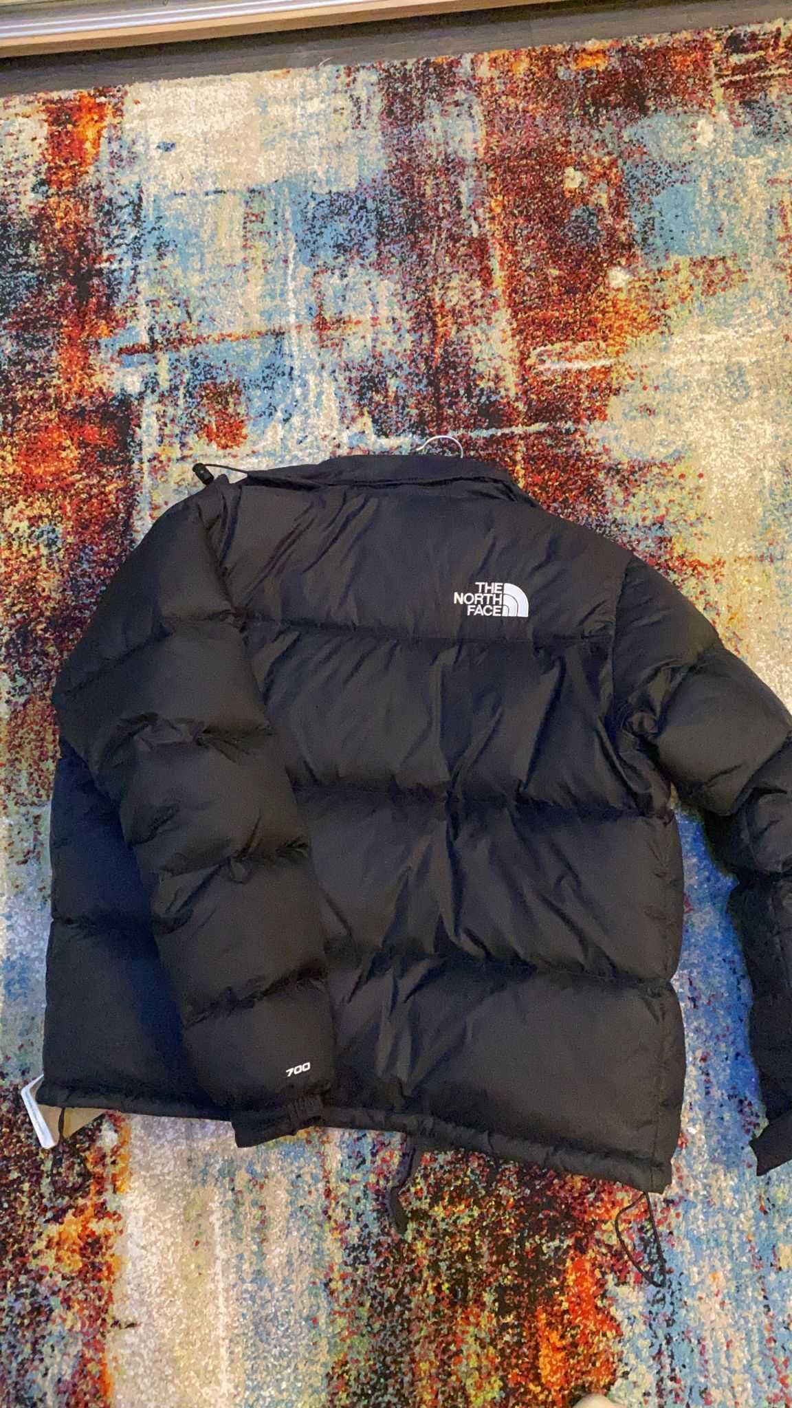 Geaca The North Face Puffer neagra originala