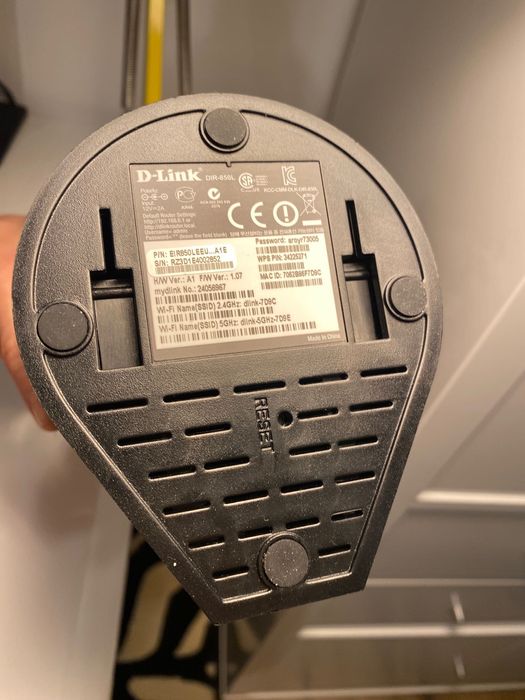 Router D-LINK 850L