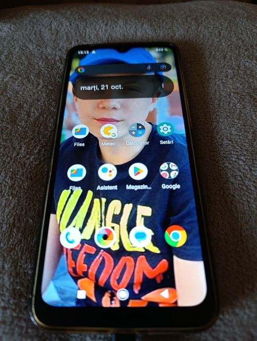Telefon mobil smart X8 Allview, ecran și baterie mari, stare bună