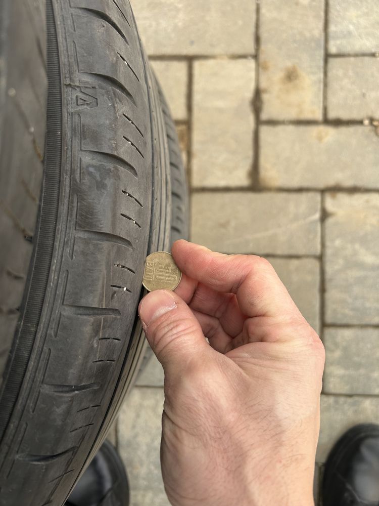 Anvelope vara Dunlop Grandtrek 225/60 R18 100H
