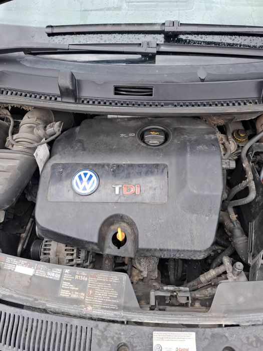 Volkswagen Sharan 1.9 TDI 131 к.с 2006 година автоматик на части