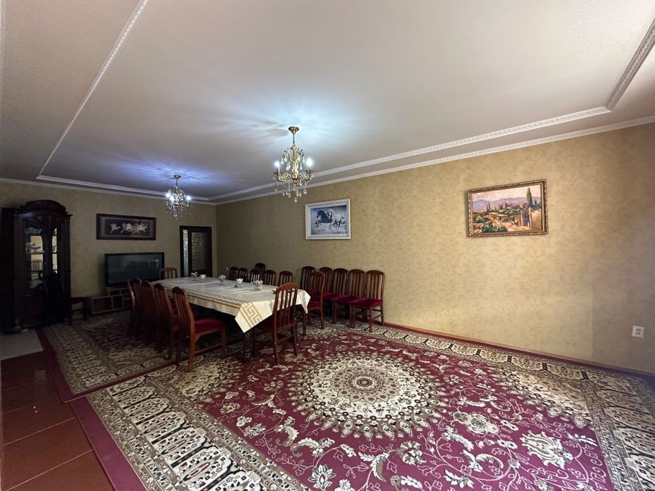 Благоустроенный 2-х этажный дом в микрорайоне "ТАСКЕН", 22,5 сотки.