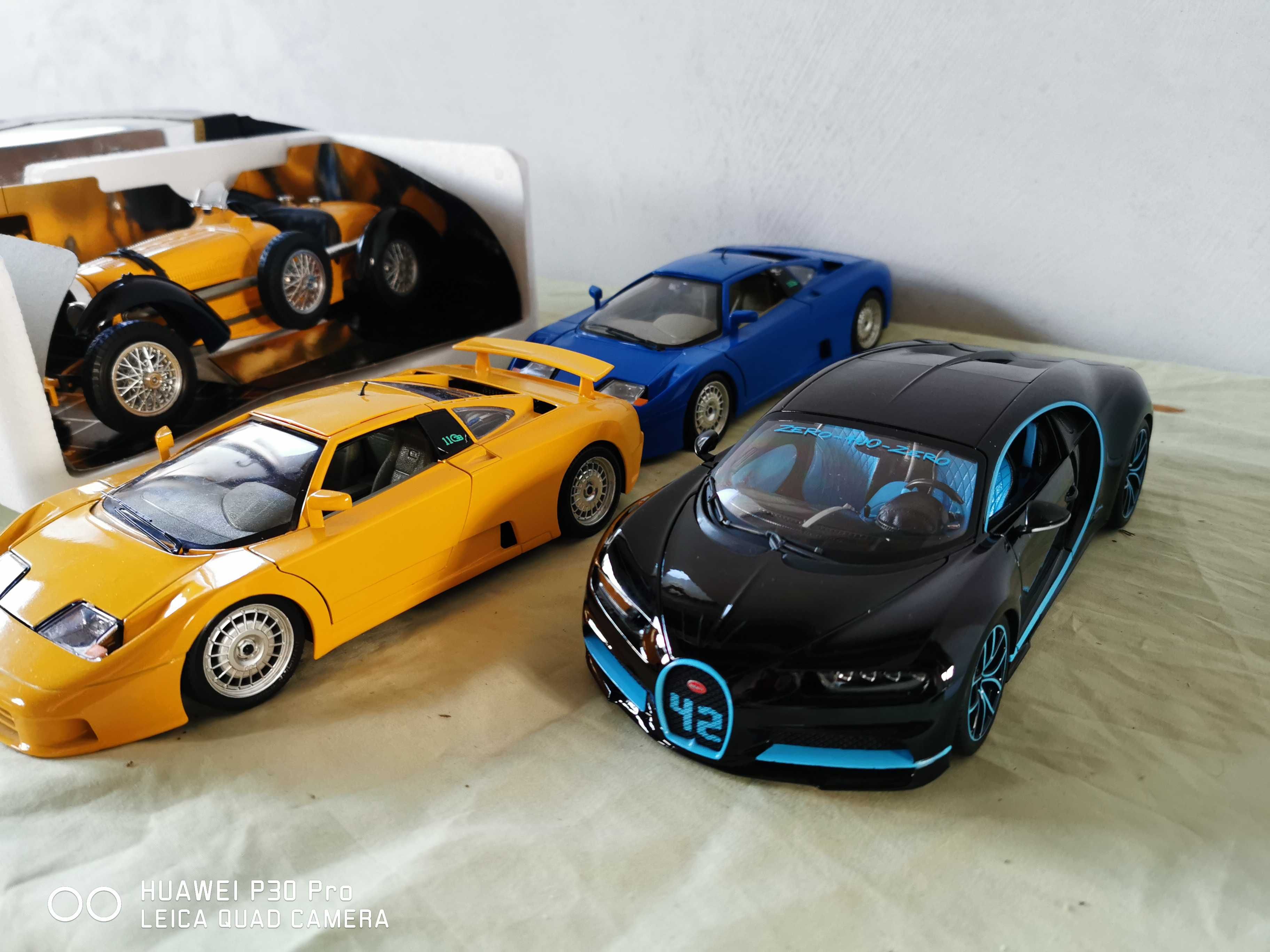 Колички авто модели 1:18