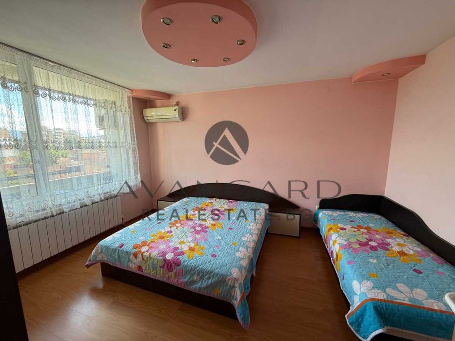 Продава се Двустаен апартамент в Пловдив, Център - 76 кв.м за 3224 €/кв.м - Снимка #4