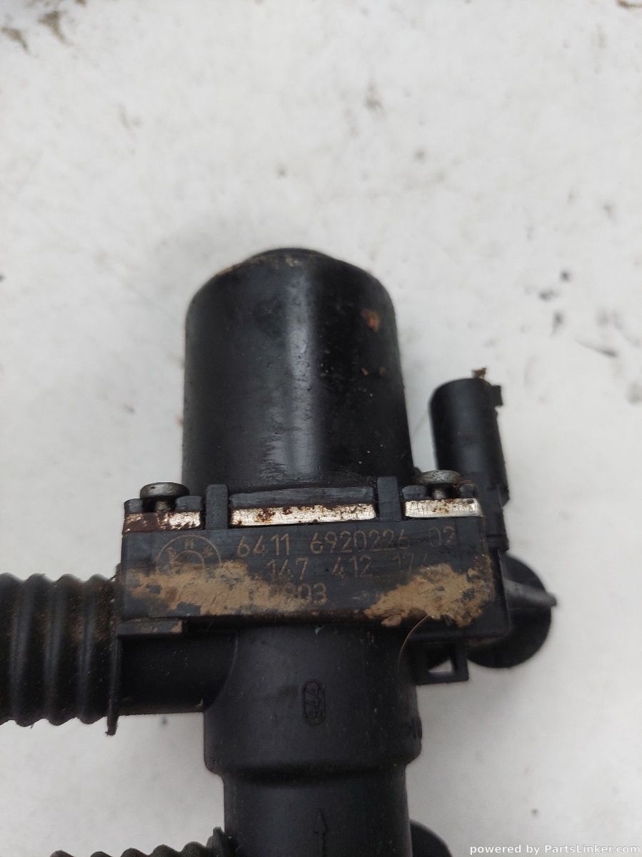 Pompa recirculare apa secundara BMW 5 (E60) [ 2001 - 2010 ] OEM 64116920226