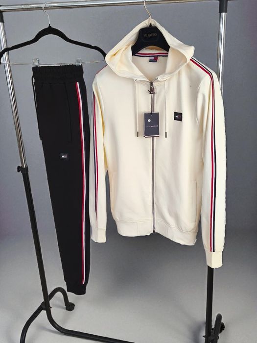 Trening Barbati Hugo Boss Tommy Hilfiger Armani