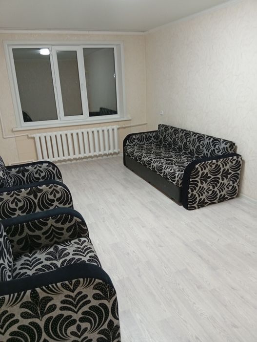 Сдам квартиру на длительный срок. Микрорайон 1 а дом 10