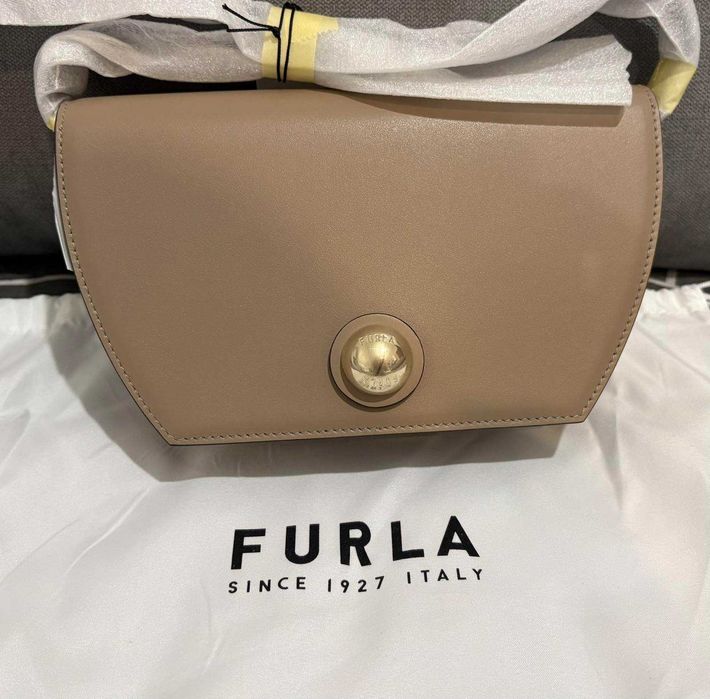 FURLA - чисто нови чанти Furla