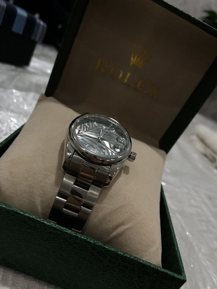 Часы «ROLEX»