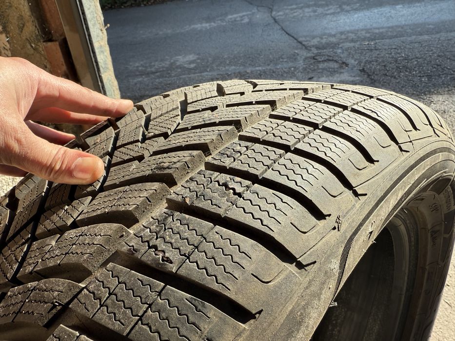 275/50/R20  dot 0824