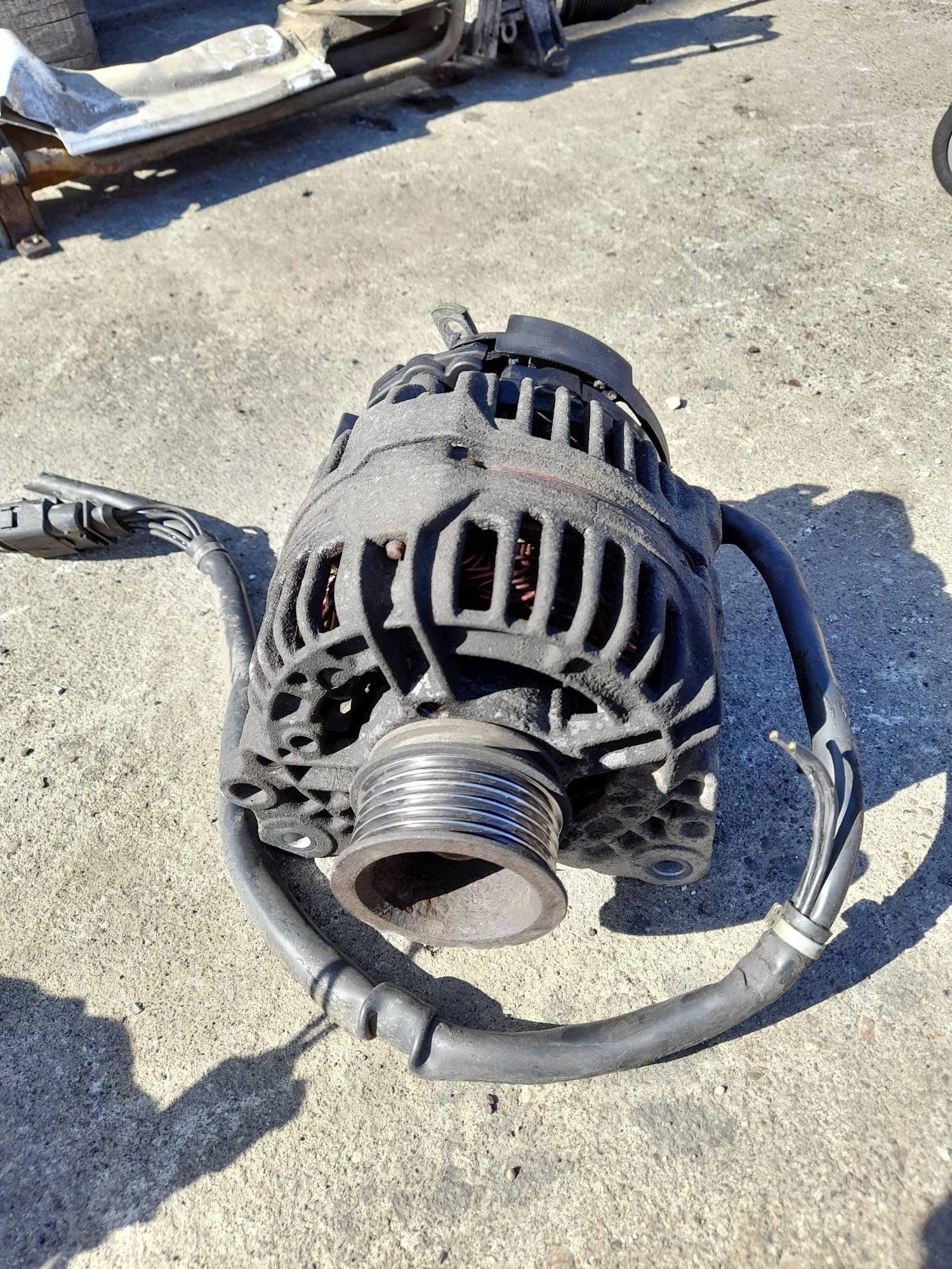 Alternator 1.4i benzina Golf 4/Bora/Ibiza/Leon/Cordoba/Polo/Cordoba