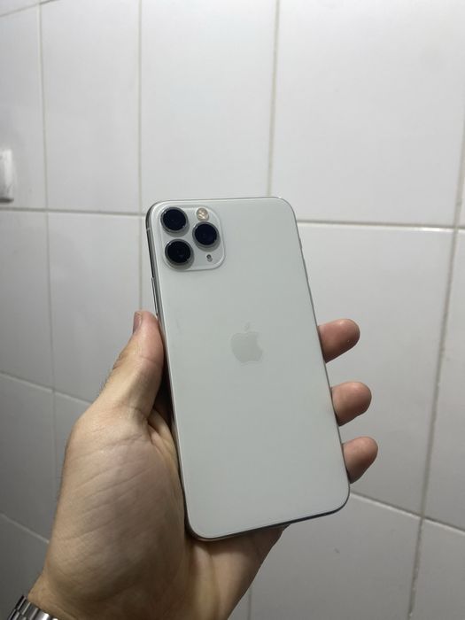 Айфон 11про iPhone