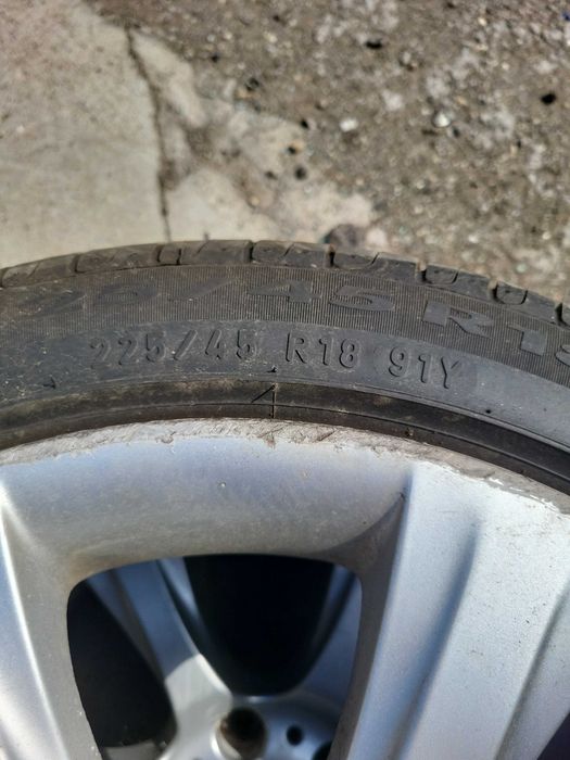 Jante r18 bmw f30,f34,f36,cauciucuri f bune de vara Pirelli dot 2022
